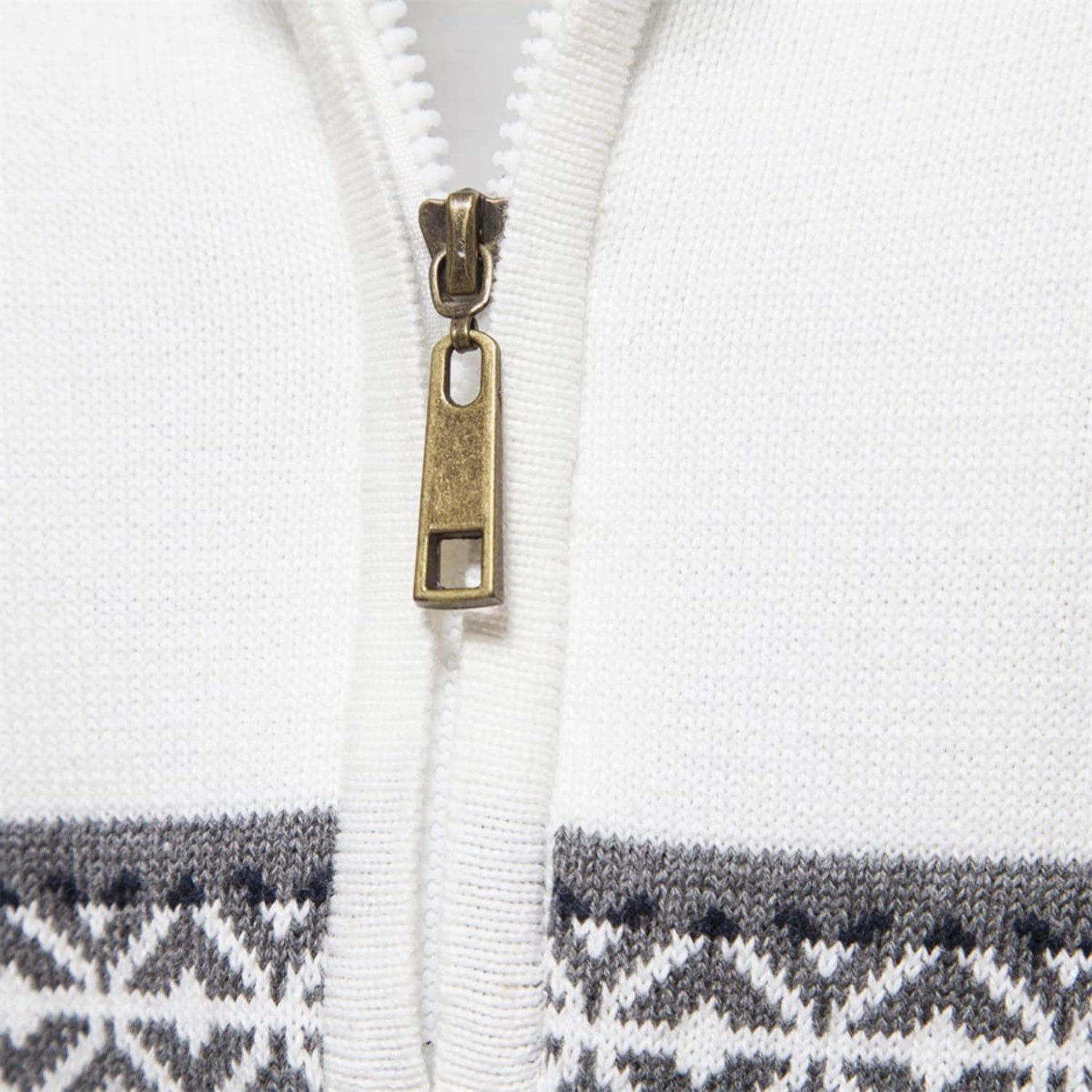 Men's Stand Collar Half-Zip Knit Sweater